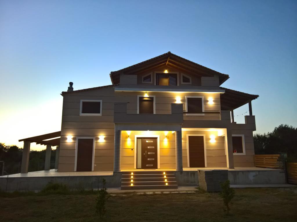 Villa Luna Kalamaki  Exterior photo