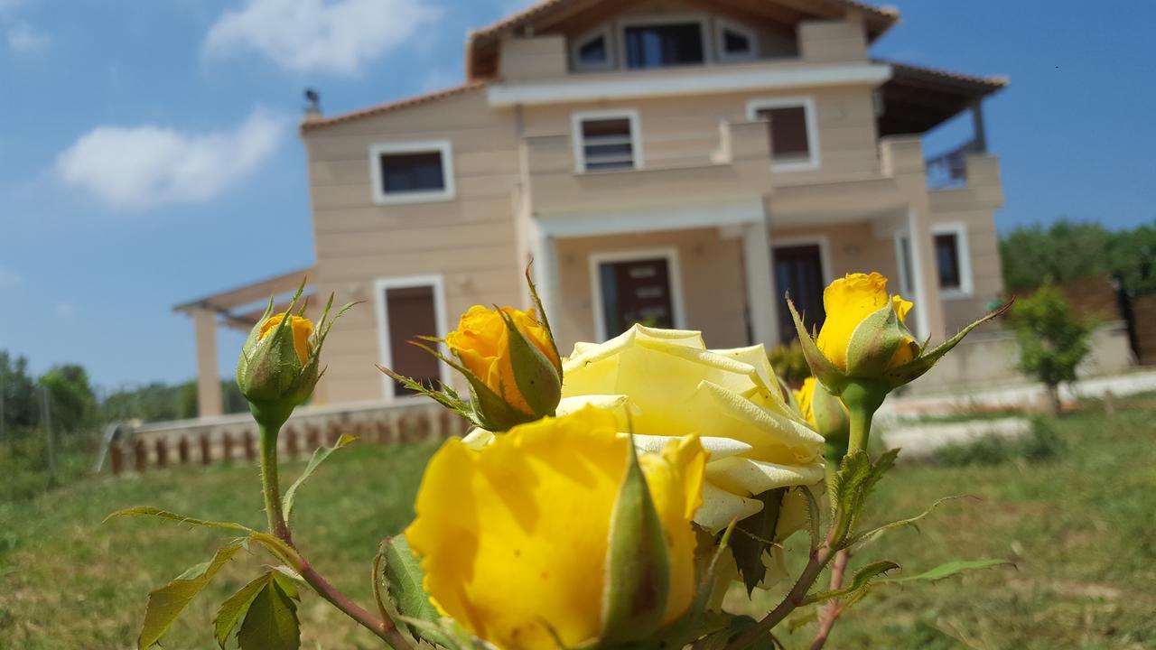 Villa Luna Kalamaki  Exterior photo
